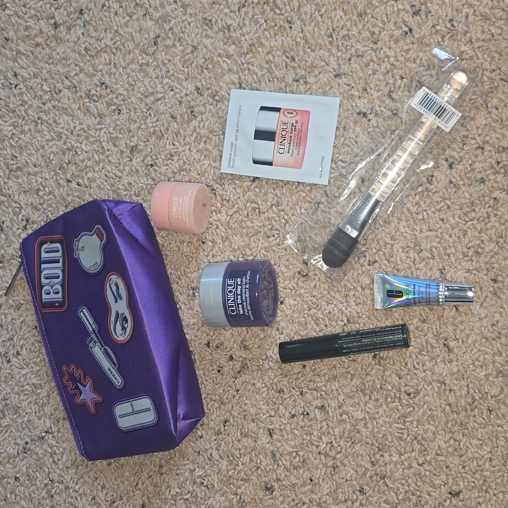 Clinique gift bag